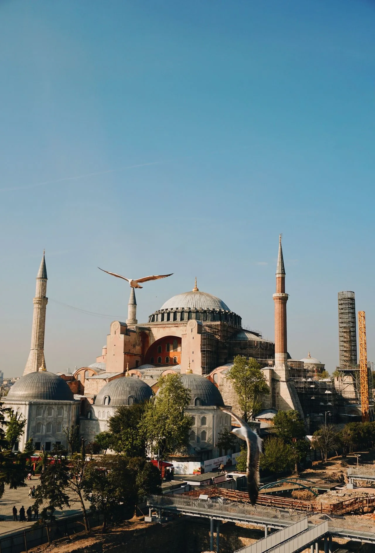 İstanbul'un En Büyük Hazinesi: Ayasofya'nın Sırlarını Keşfetmek